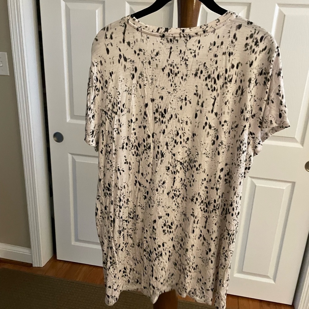 Simply Vera shirt